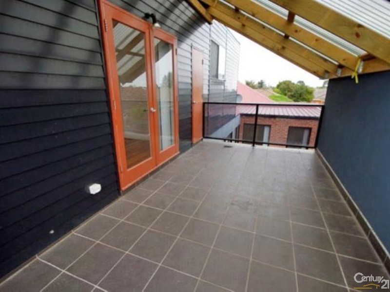 31 Gnarwyn Road, Carnegie VIC 3163