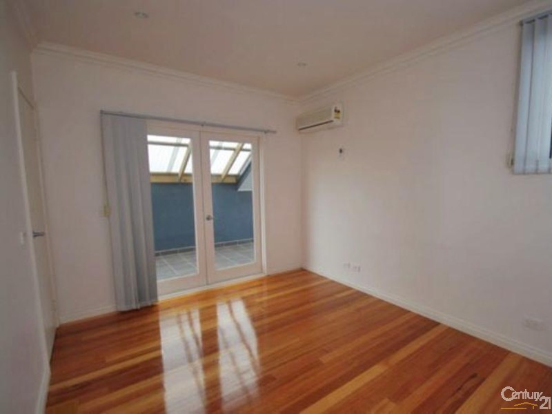 31 Gnarwyn Road, Carnegie VIC 3163