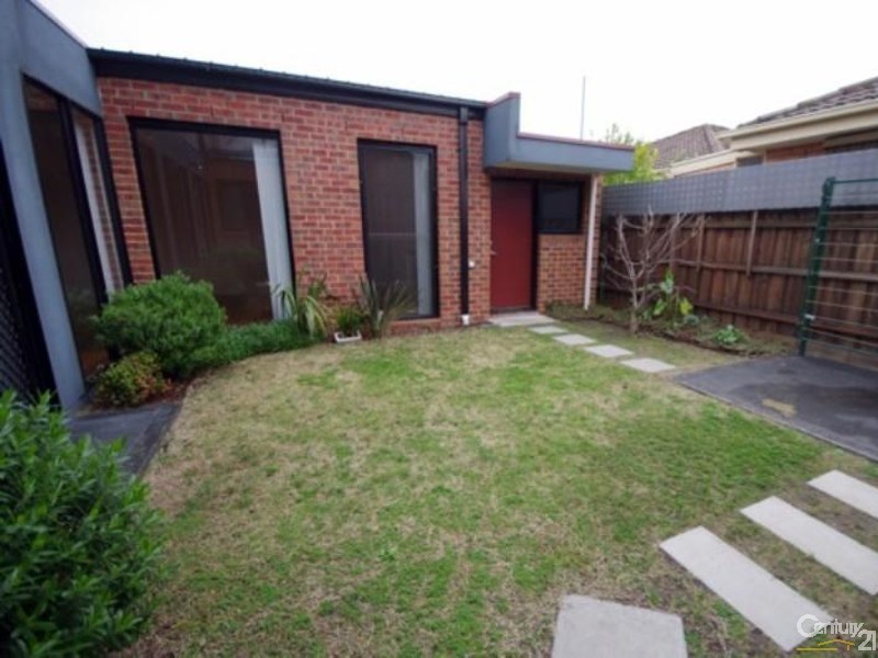 31 Gnarwyn Road, Carnegie VIC 3163