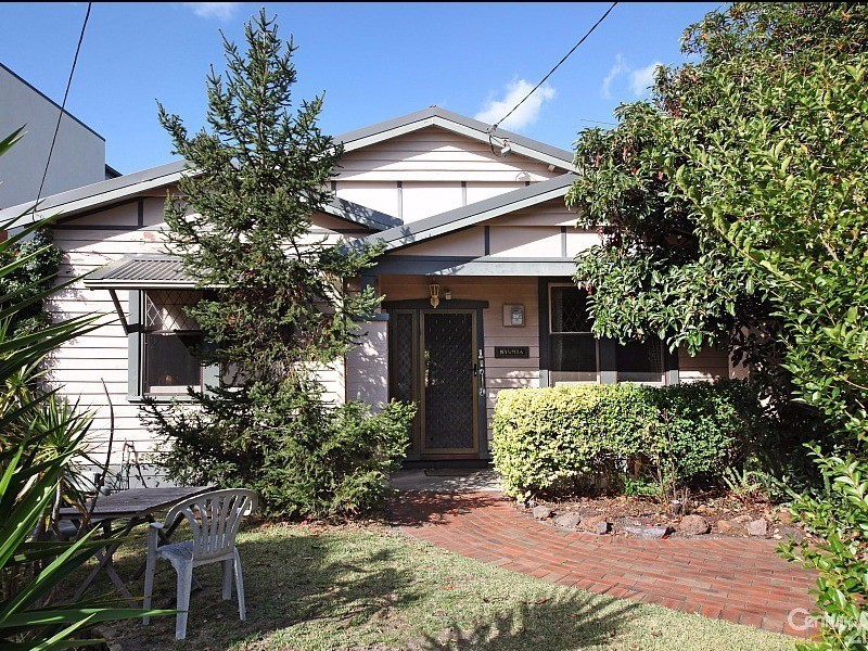 30 Glen Orme Avenue, Mckinnon VIC 3204