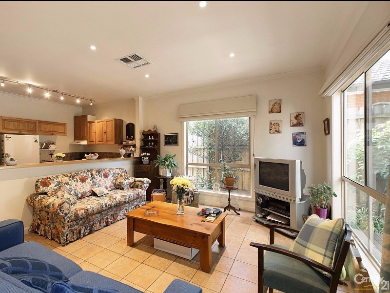 30 Glen Orme Avenue, Mckinnon VIC 3204