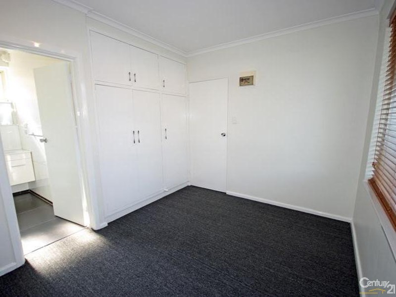 2/9 Waratah Avenue, Glen Huntly VIC 3163