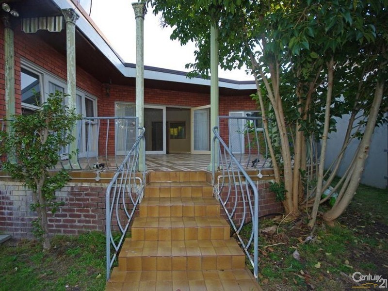 665 Hawthorn Road, Brighton East VIC 3187