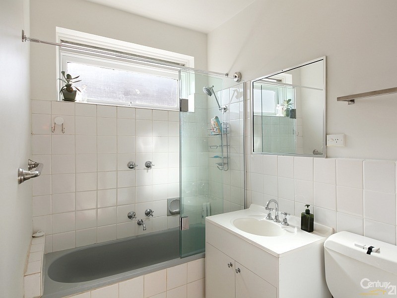 4/128 Inkerman Street, St Kilda East VIC 3183