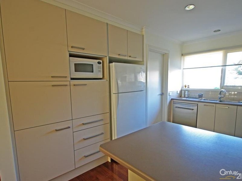 2/47 East Boundary Road, Bentleigh East VIC 3165