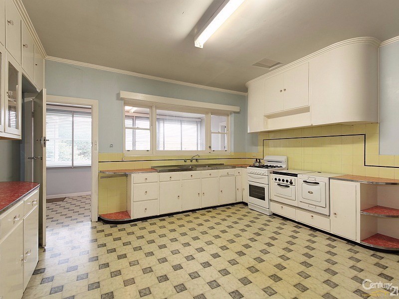 229 McKinnon Road, Mckinnon VIC 3204