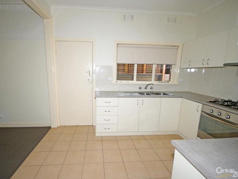 99 East Boundary Road, Bentleigh East VIC 3165