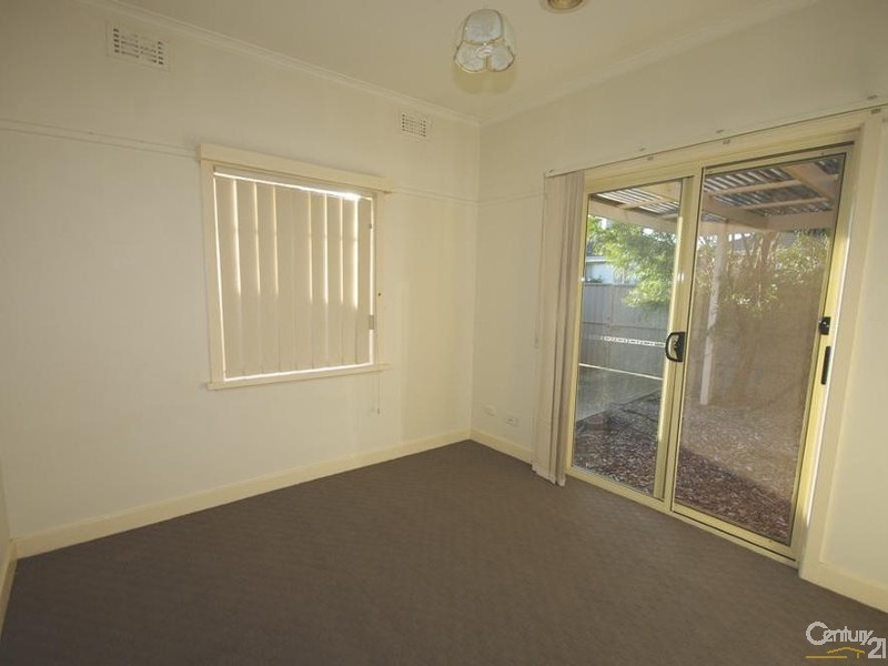 99 East Boundary Road, Bentleigh East VIC 3165