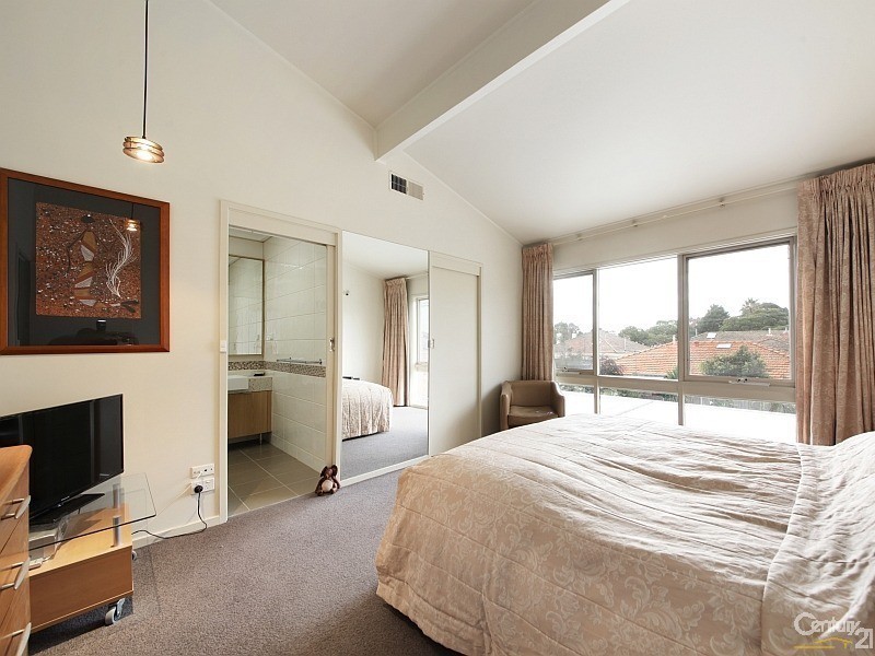 15 Camperdown Street, Brighton East VIC 3187