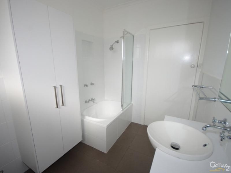 2/23 Morton Street, Clayton VIC 3168