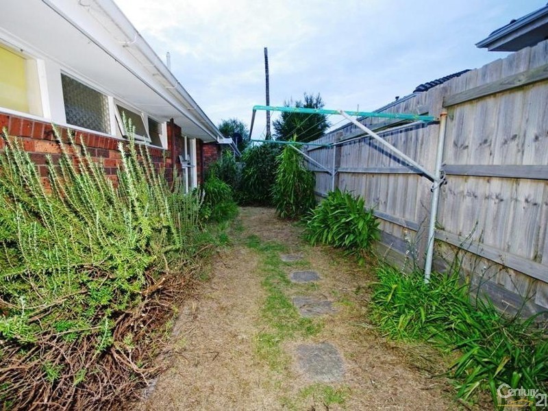 4/8 Brosa Avenue, Bentleigh East VIC 3165