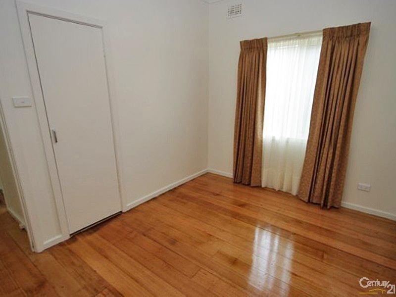 5 Moya Crescent, Noble Park VIC 3174