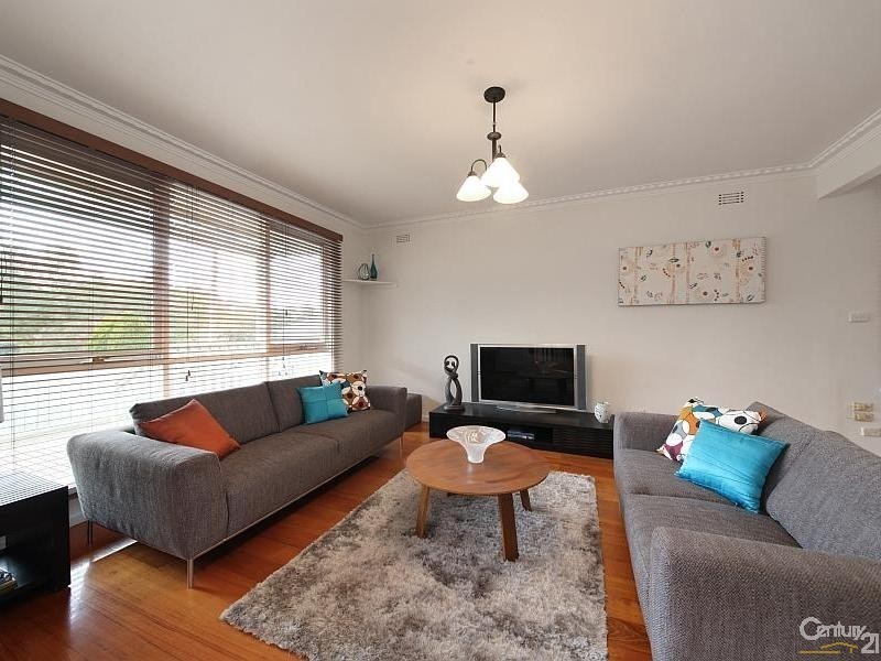 5 Montclair Court, Bentleigh East VIC 3165