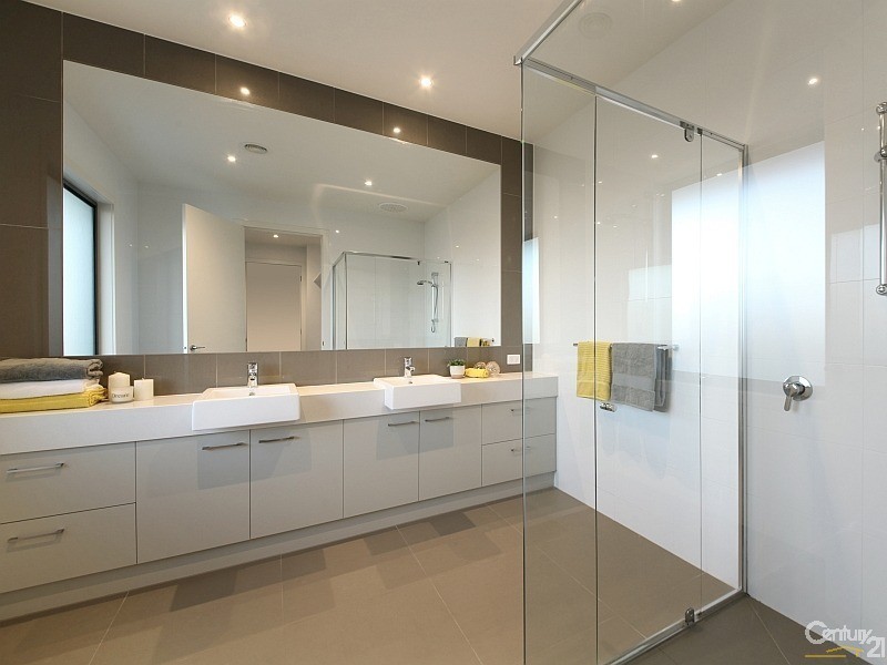 1A Box Court, Bentleigh East VIC 3165