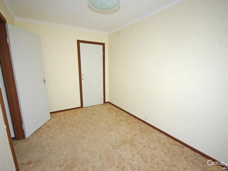 1/5 Elm Grove, Mckinnon VIC 3204