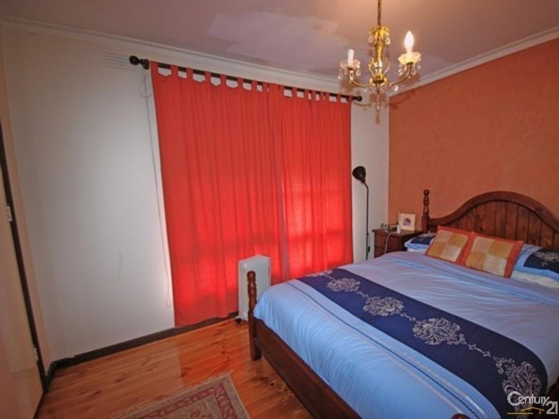 2/3 Sunray Avenue, Cheltenham VIC 3192