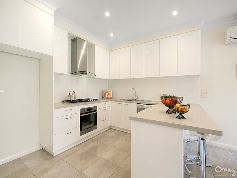 1/28 Strathmore Street, Bentleigh VIC 3204