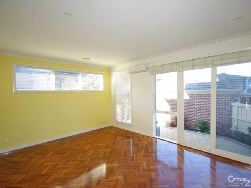 16 Ross Street, Bentleigh VIC 3204
