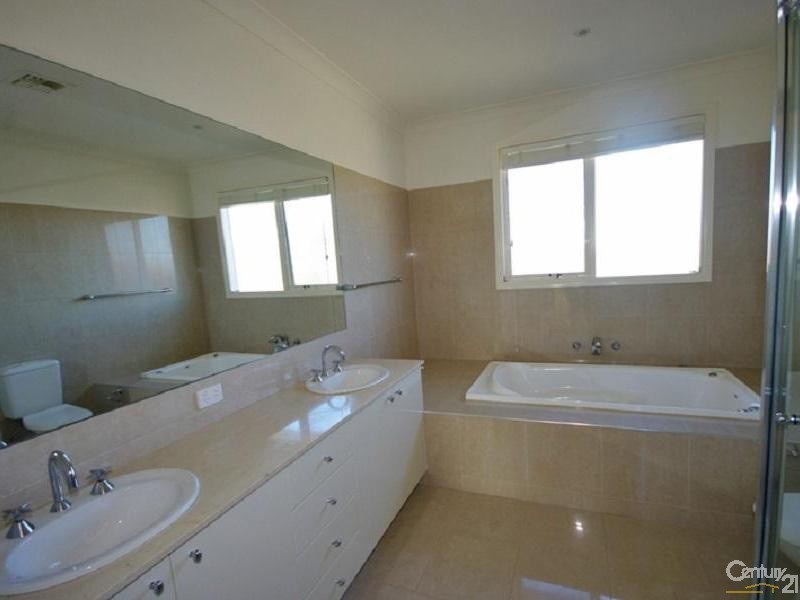 16 Ross Street, Bentleigh VIC 3204