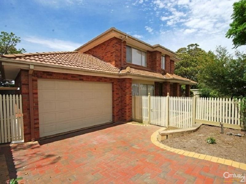 212 Tucker Road, Mckinnon VIC 3204