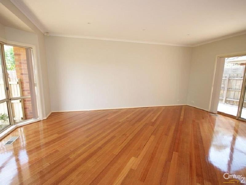 212 Tucker Road, Mckinnon VIC 3204