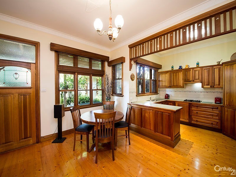 14 Neerim Road, Caulfield VIC 3162