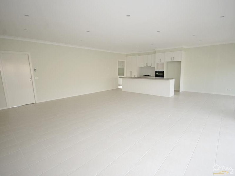 2/8 Neville Street, Bentleigh East VIC 3165