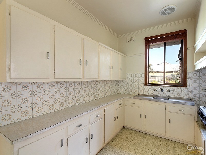 88 Bernard Street, Cheltenham VIC 3192