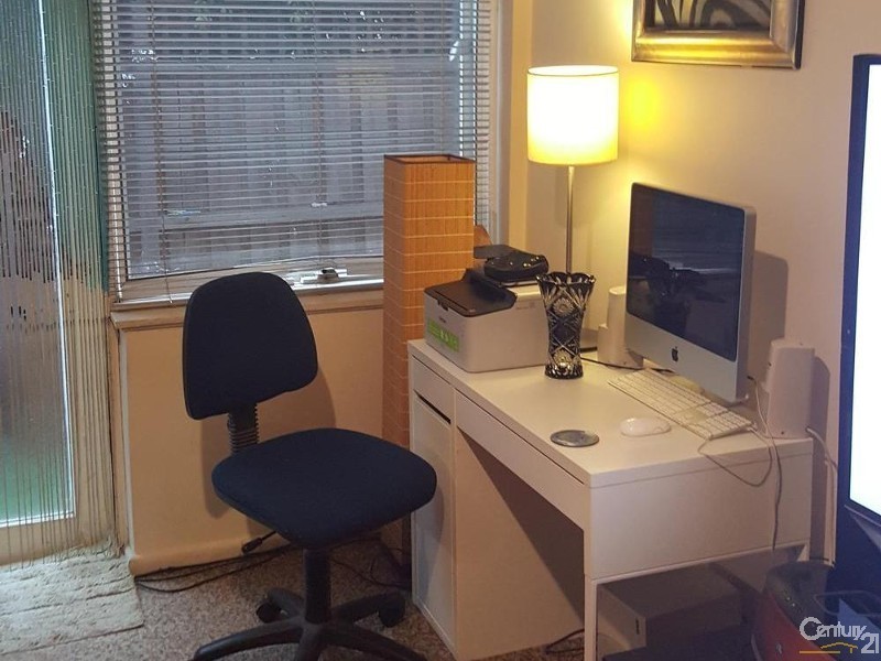 6/9 Brentwood Street, Bentleigh VIC 3204