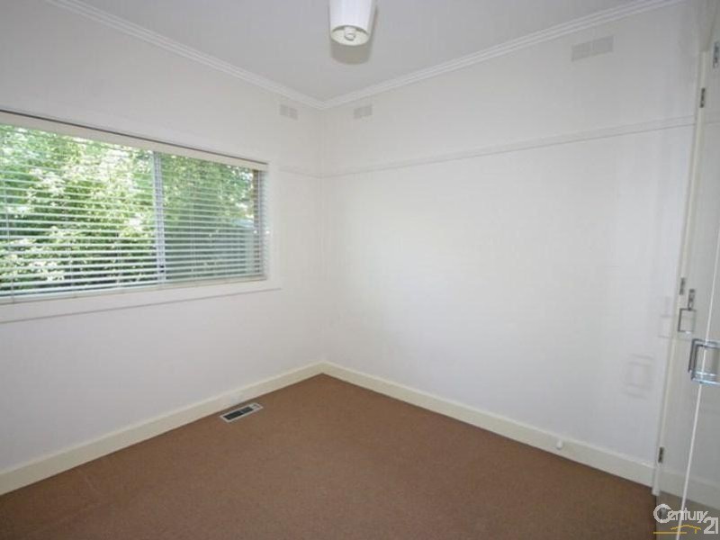 2 Florence Street, Ormond VIC 3204