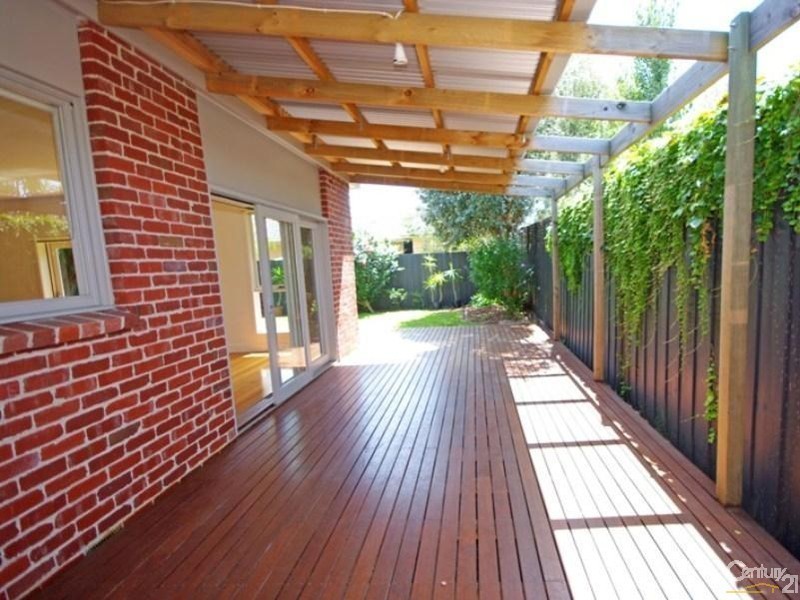 2 Florence Street, Ormond VIC 3204