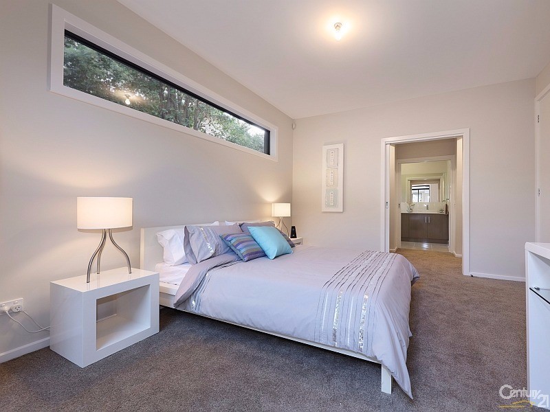 2/18 Milford Street, Bentleigh East VIC 3165