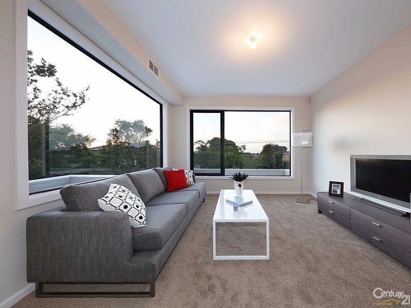 2/18 Milford Street, Bentleigh East VIC 3165