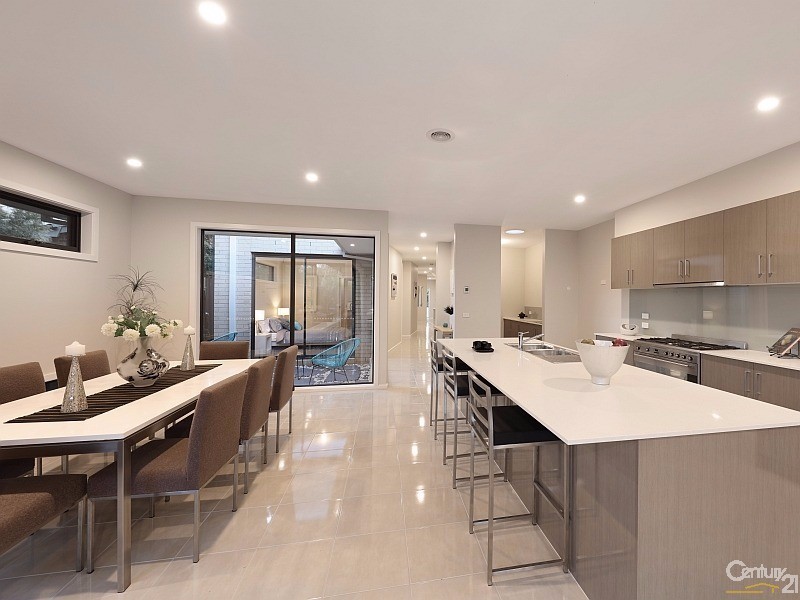 2/18 Milford Street, Bentleigh East VIC 3165
