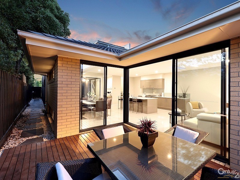 2/18 Milford Street, Bentleigh East VIC 3165