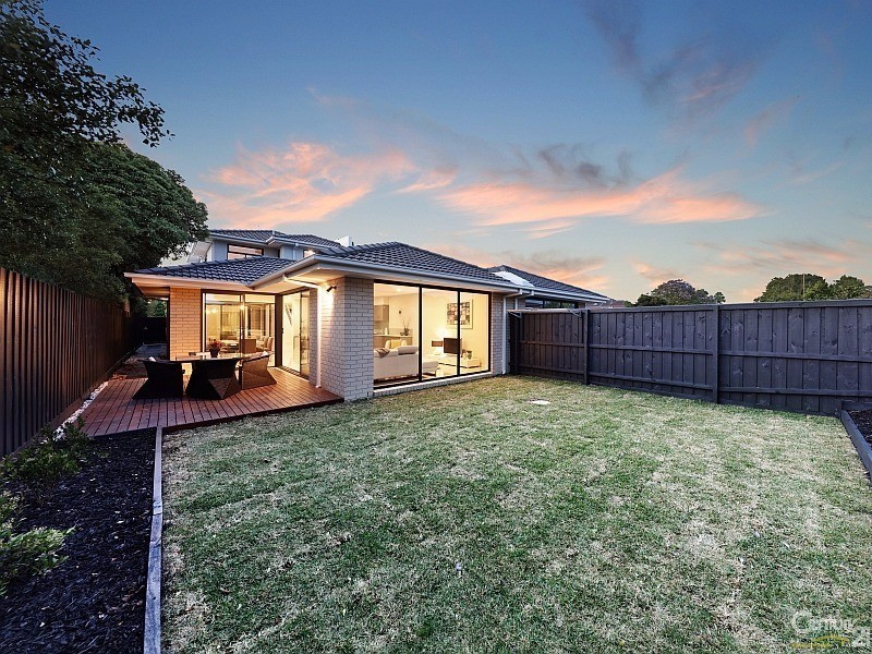 2/18 Milford Street, Bentleigh East VIC 3165