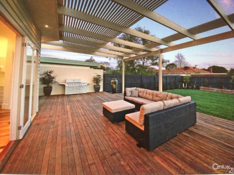 81 Leila Road, Ormond VIC 3204