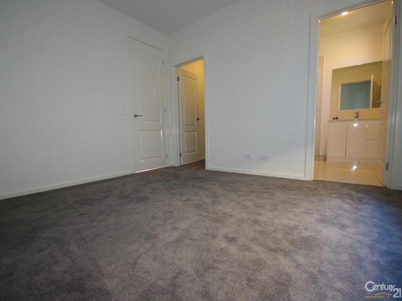 2/21 Hillston Road, Moorabbin VIC 3189