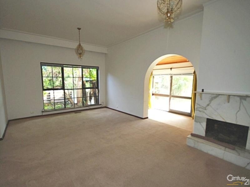 2 Rotorua Street, Caulfield South VIC 3162