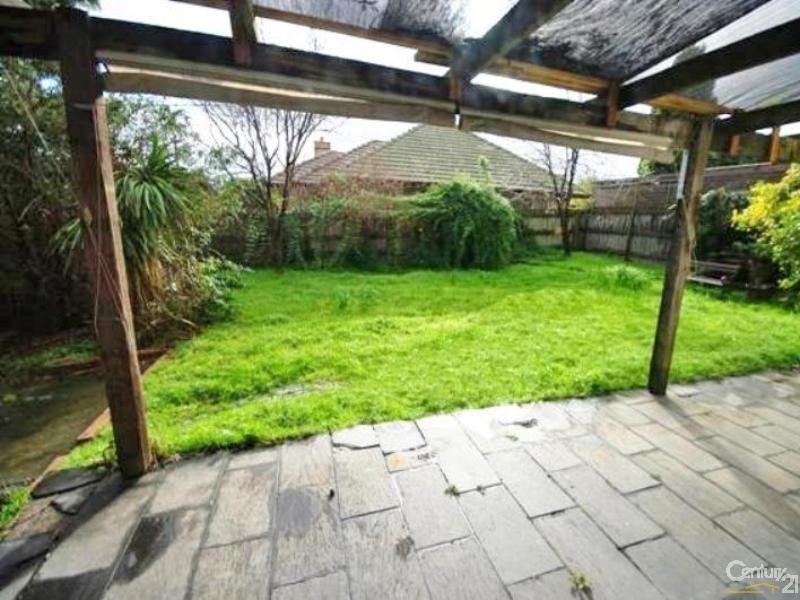 2 Rotorua Street, Caulfield South VIC 3162