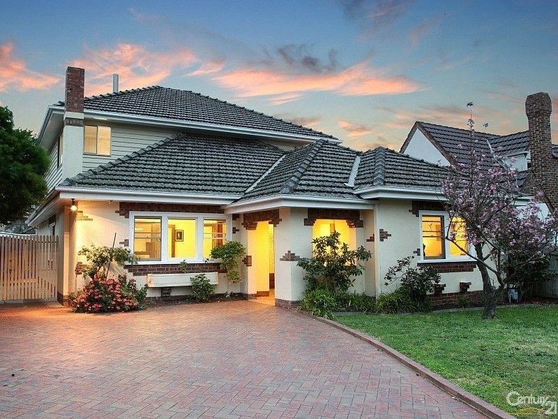 11 Rogers Avenue, Brighton East VIC 3187