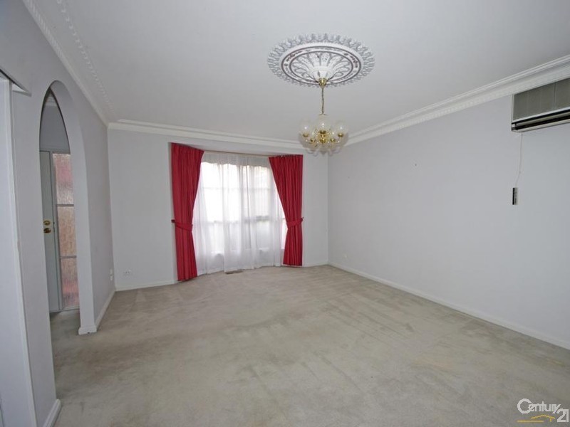 2/114 Wheatley Road, Mckinnon VIC 3204