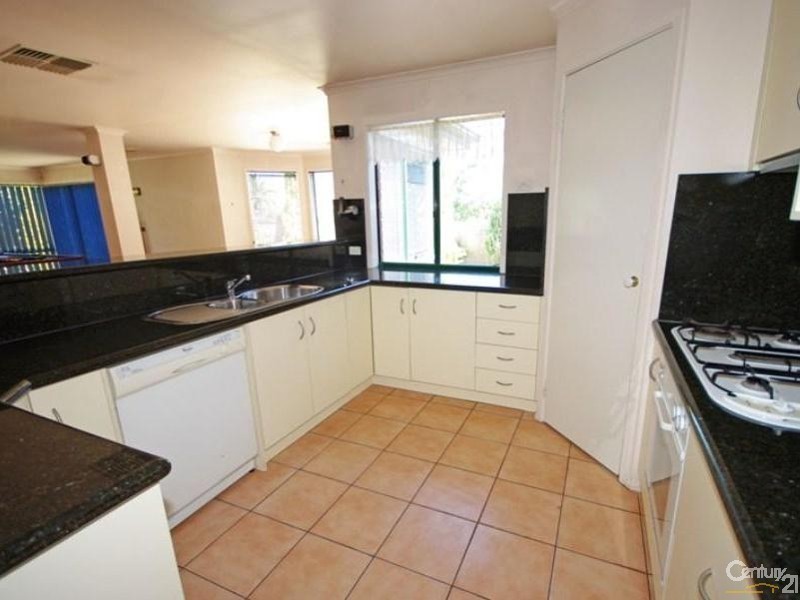 3 Belinda Court, Bentleigh East VIC 3165