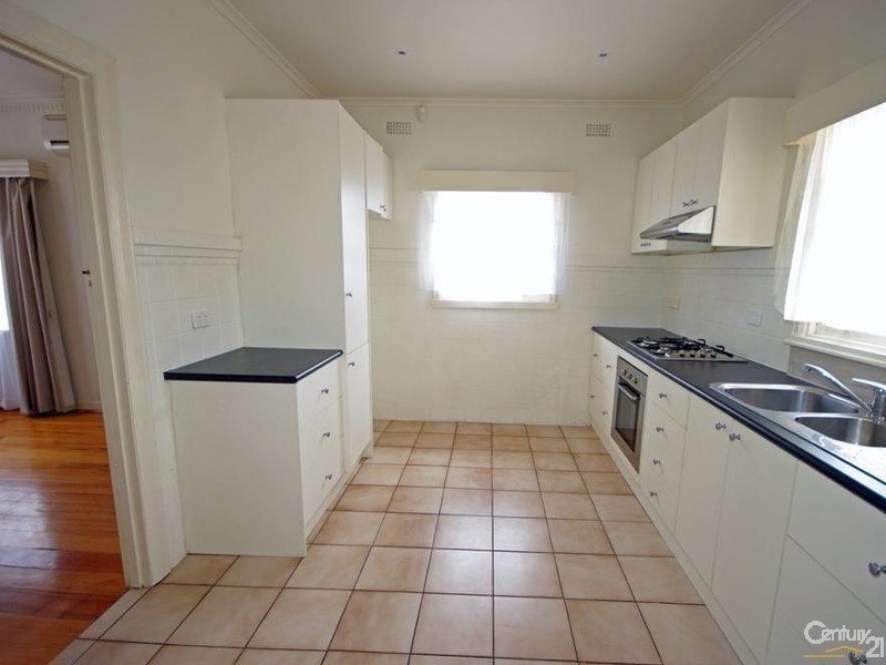 18 Melva Street, Bentleigh East VIC 3165