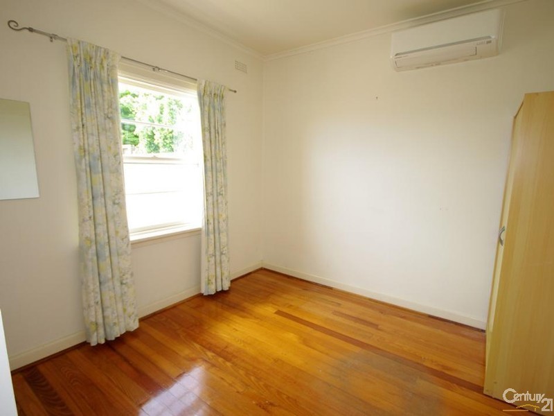 18 Melva Street, Bentleigh East VIC 3165