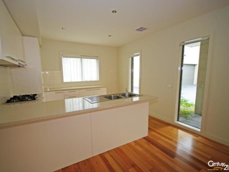 10/2-4 Faulkner Street, Bentleigh VIC 3204