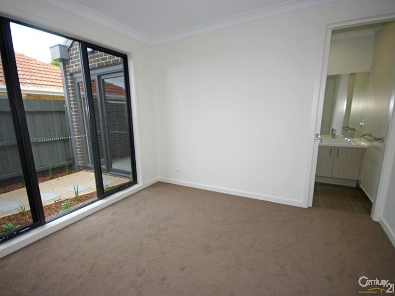 1/31 Northam Road, Bentleigh East VIC 3165