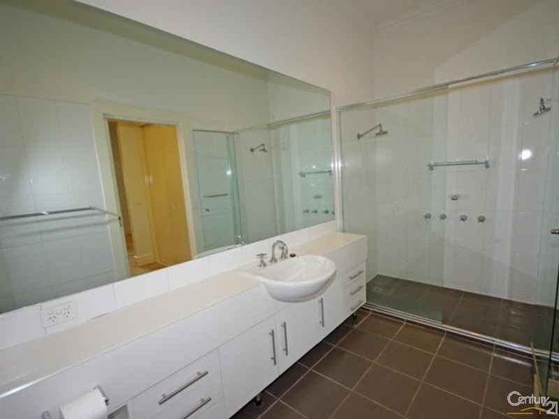 123 Brewer Road, Bentleigh VIC 3204