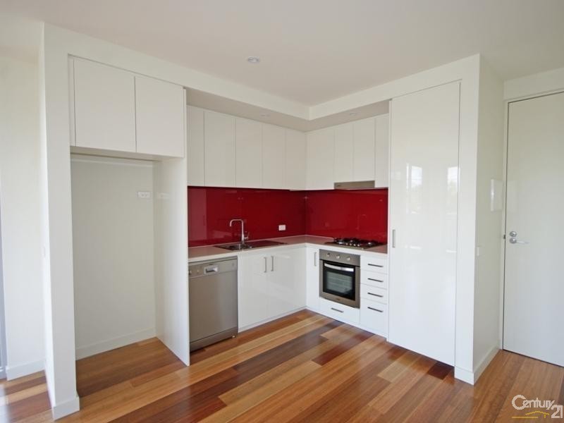 111/1 Mackie Road, Bentleigh East VIC 3165