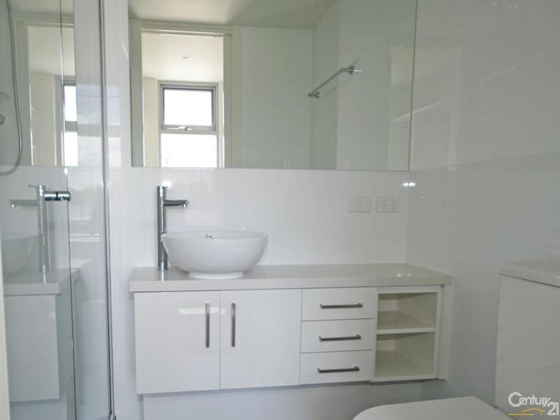 111/1 Mackie Road, Bentleigh East VIC 3165